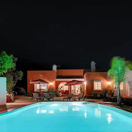 Karat Hacienda Miranda Willa *