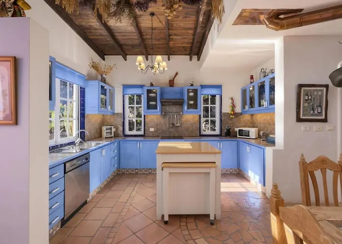 Karat Hacienda Miranda Вилла