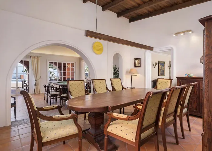 别墅 Karat Hacienda Miranda Charco del Pino